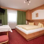 阳光家庭旅馆