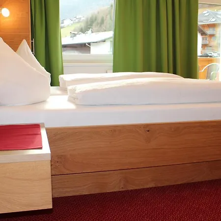 Sonnenheim Bed & Breakfast 2*